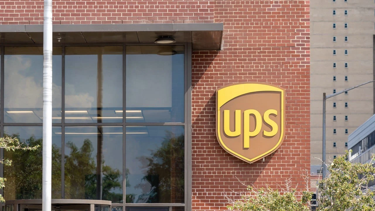 Прибыль UPS в третьем квартале увеличилась на 36%, а выручка — на 5,6% / Фото: Shutterstock