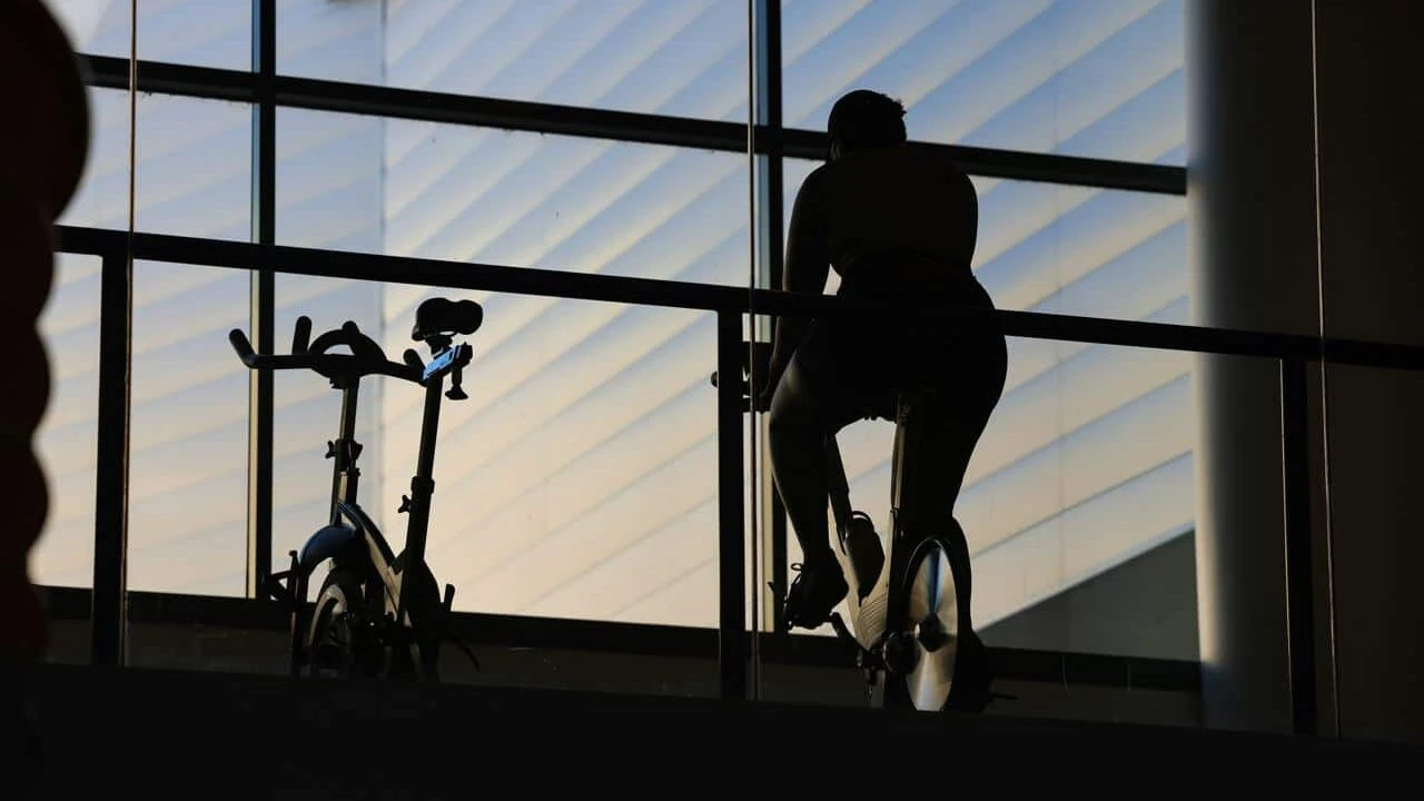 Аналитики BofA считают, что у акций Peloton есть потенциал роста на 20% / Фото: Unsplash/Joshua Sukoff