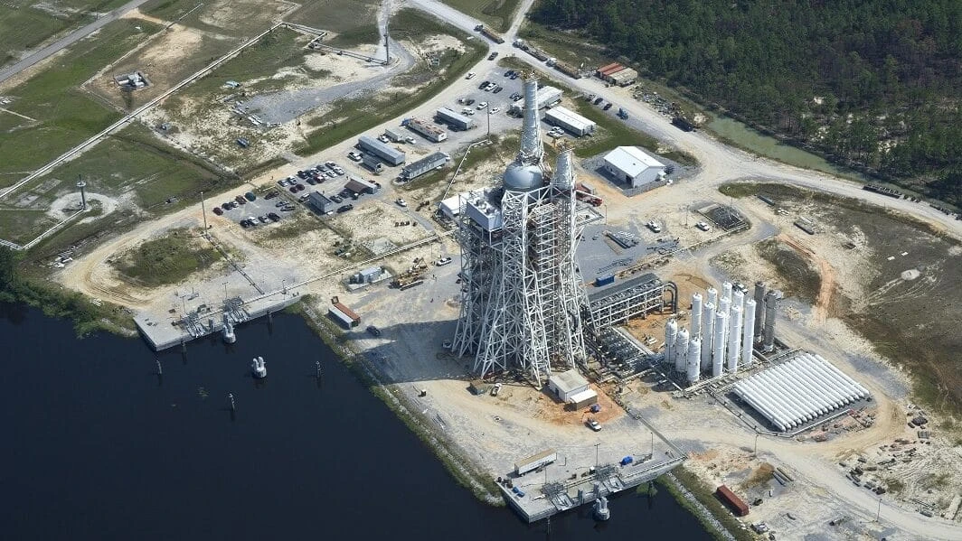 Среди названных CNBC акций меньший рост с начала года — на 240% — у Rocket Lab, планирующей запуск новой ракеты Neutron, а максимальный — у производителя малых ядерных реакторов NuScale Power — на 659% / Фото: Rocket Lab