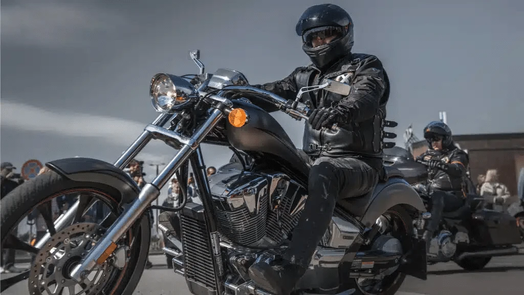 In Brazil, motorcycles are a popular mode of transportation, but insuring them used to be prohibitively expensive. Ituran has helped change that. / Photo: shutterstock