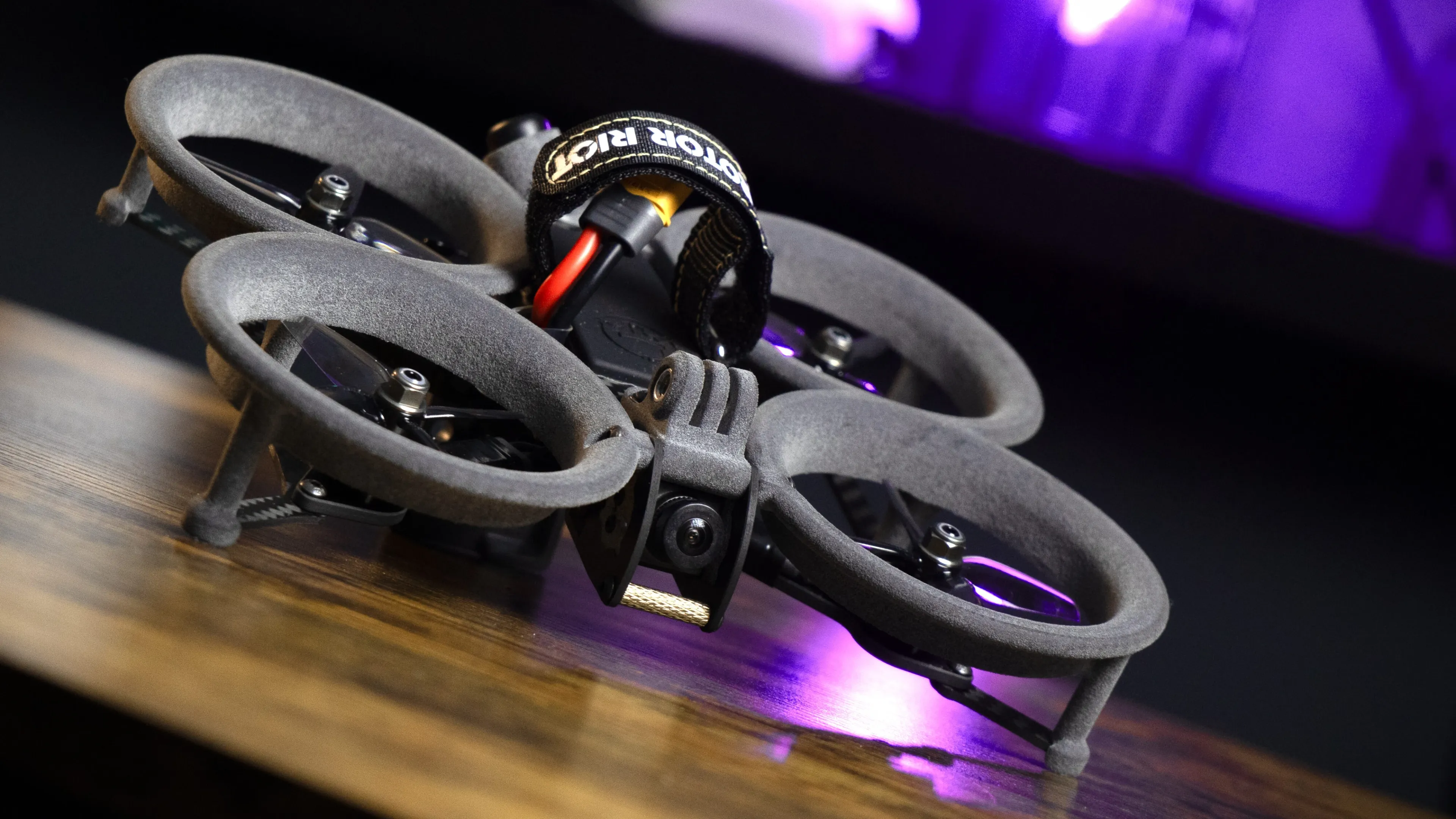 Котировки Unusual Machines взлетели после того, как в консультативный совет компании вошел сын избранного президента / Фото: Unusual Machines