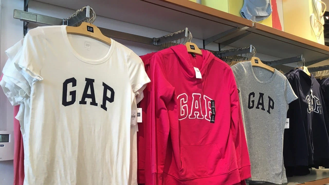 С начала года акции GAP подорожали на 16% / Фото: Shutterstock