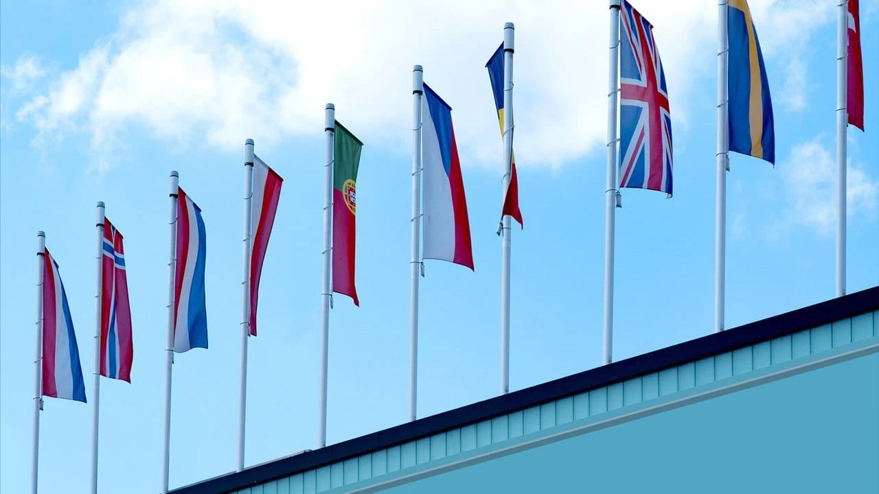 ОЭСР прогнозирует рост мирового ВВП на 3,3% в течение следующих двух лет / Фото: Shutterstock