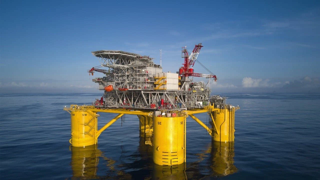 Shell и Equinor объединят свои нефтегазовые активы в в британском секторе Северного моря для создания единой компании / Фото: X/Shell