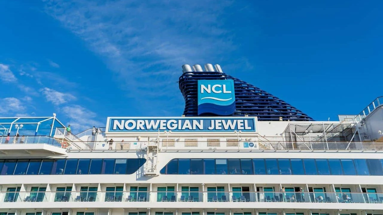 Goldman Sachs прогнозирует рост акций Norwegian Cruise Line еще на 35% и советует их к покупке / Фото: Unsplash/ Rashpal Singh