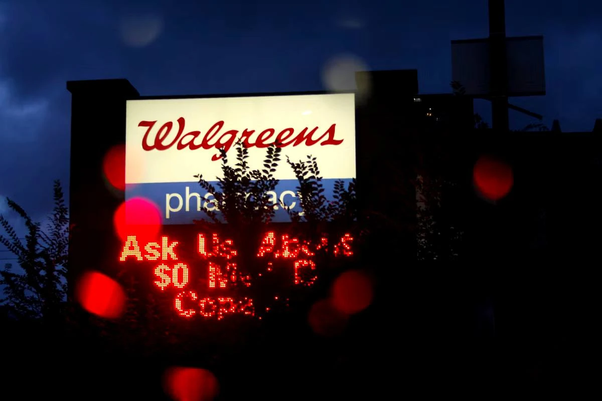 С начала года акции Walgreens подешевели на 60% / Фото: Unsplash / Sachina Hobo