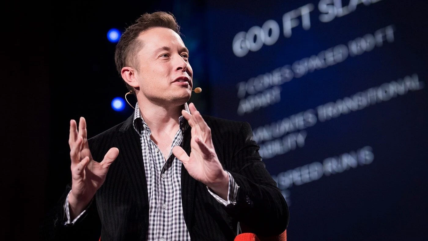 Илон Маск стал первым в мире человеком с капиталом больше $400 млрд / Фото: hintsa.com