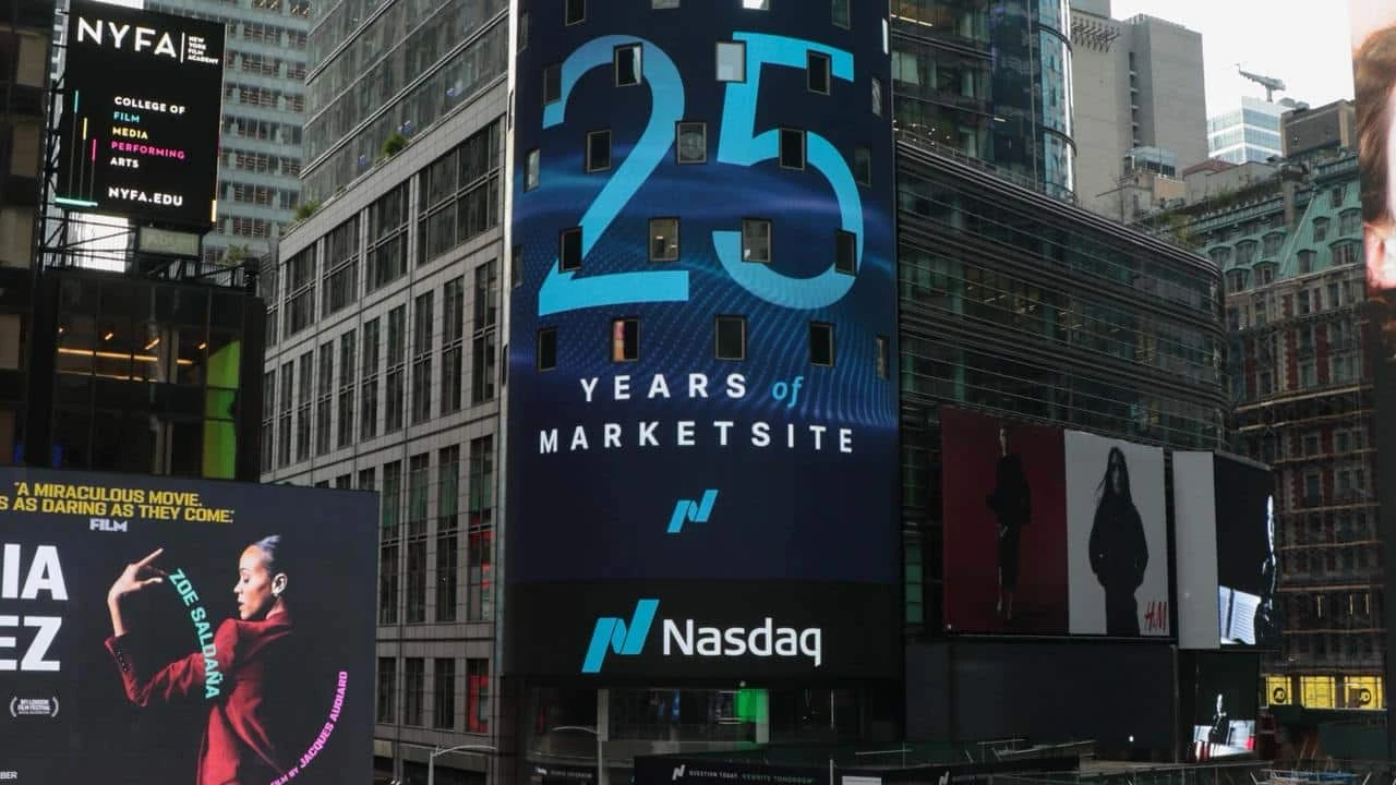 Правила Nasdaq по разнообразию появились после протестов 2020 года в США в связи с убийством Джорджа Флойда полицейским / Фото: X/Nasdaq