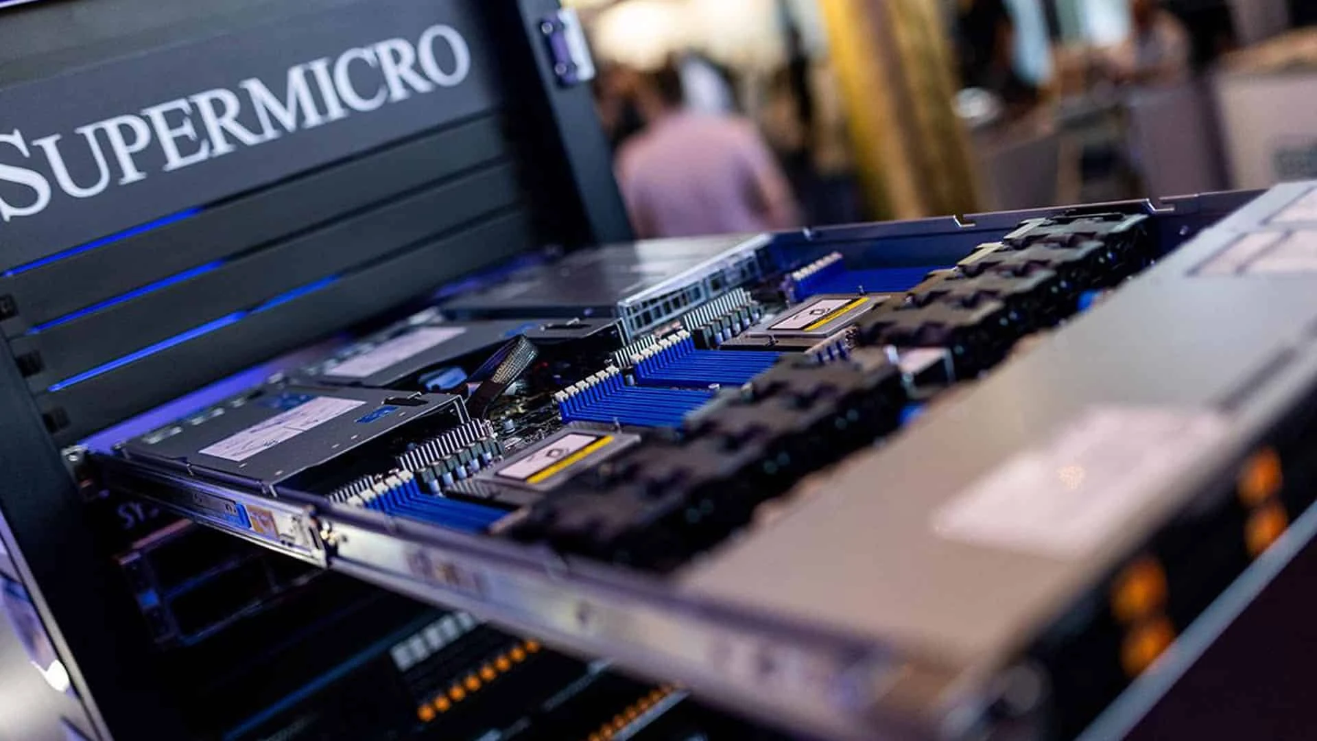 Super Micro Computer ищет дополнительный капитал для укрепления финансового положения / Фото: Supermicro