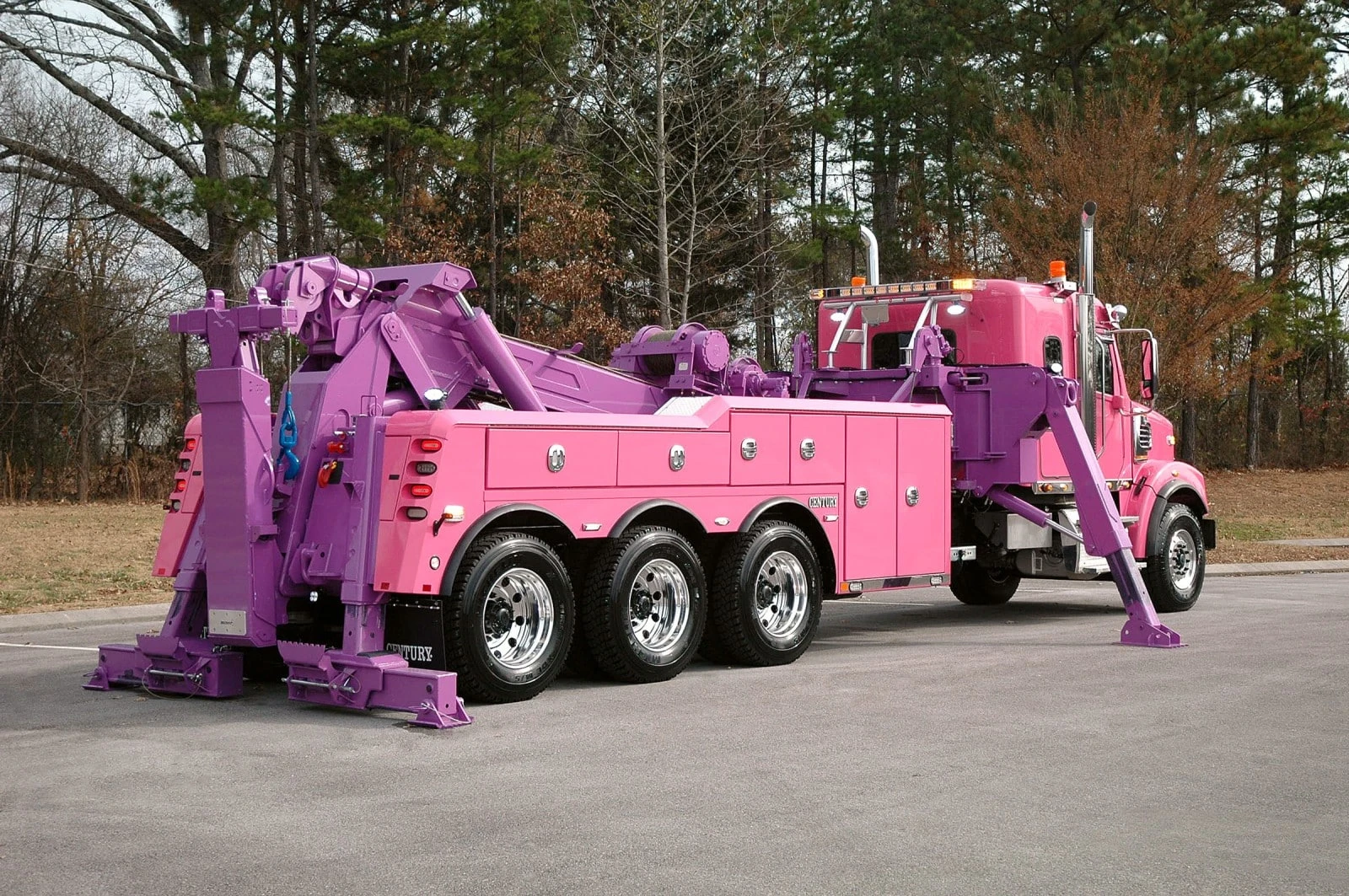 Аналитики считают недооцененными акции производителя эвакуаторов Miller / Фото: millerind.com