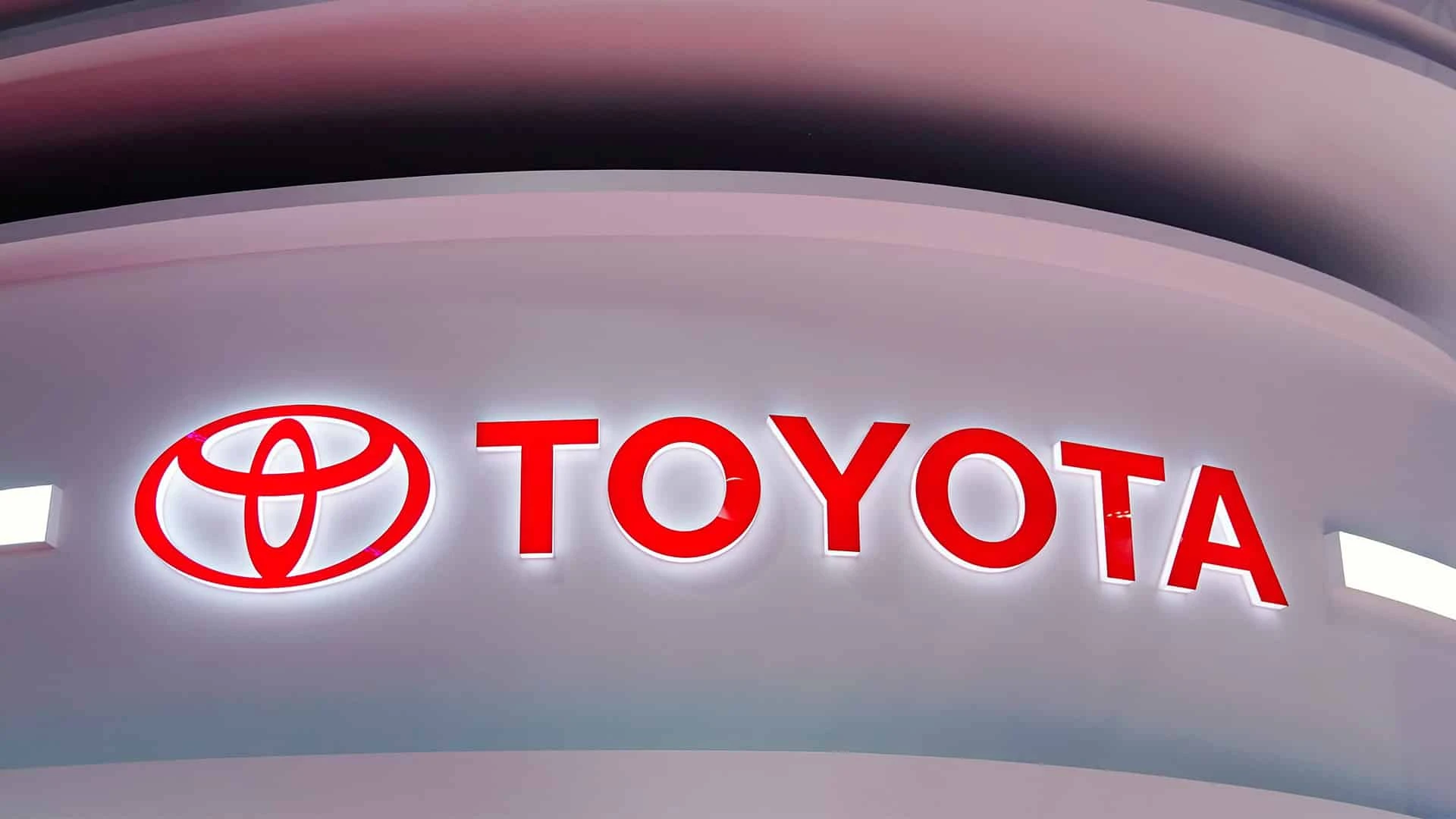 Чтобы достичь ROE в 20%, Toyota потребуются «радикальные меры», считает Кодзи Эндо и SBI Securities / Фото: Reuters/Aly Song