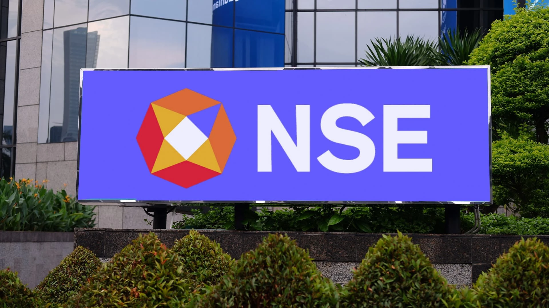 Национальная фондовая биржа Индии (NSE) в 2024 году опередила Nasdaq и фондовую биржу Гонконга по совокупной стоимости IPO / Фото: Shutterstock