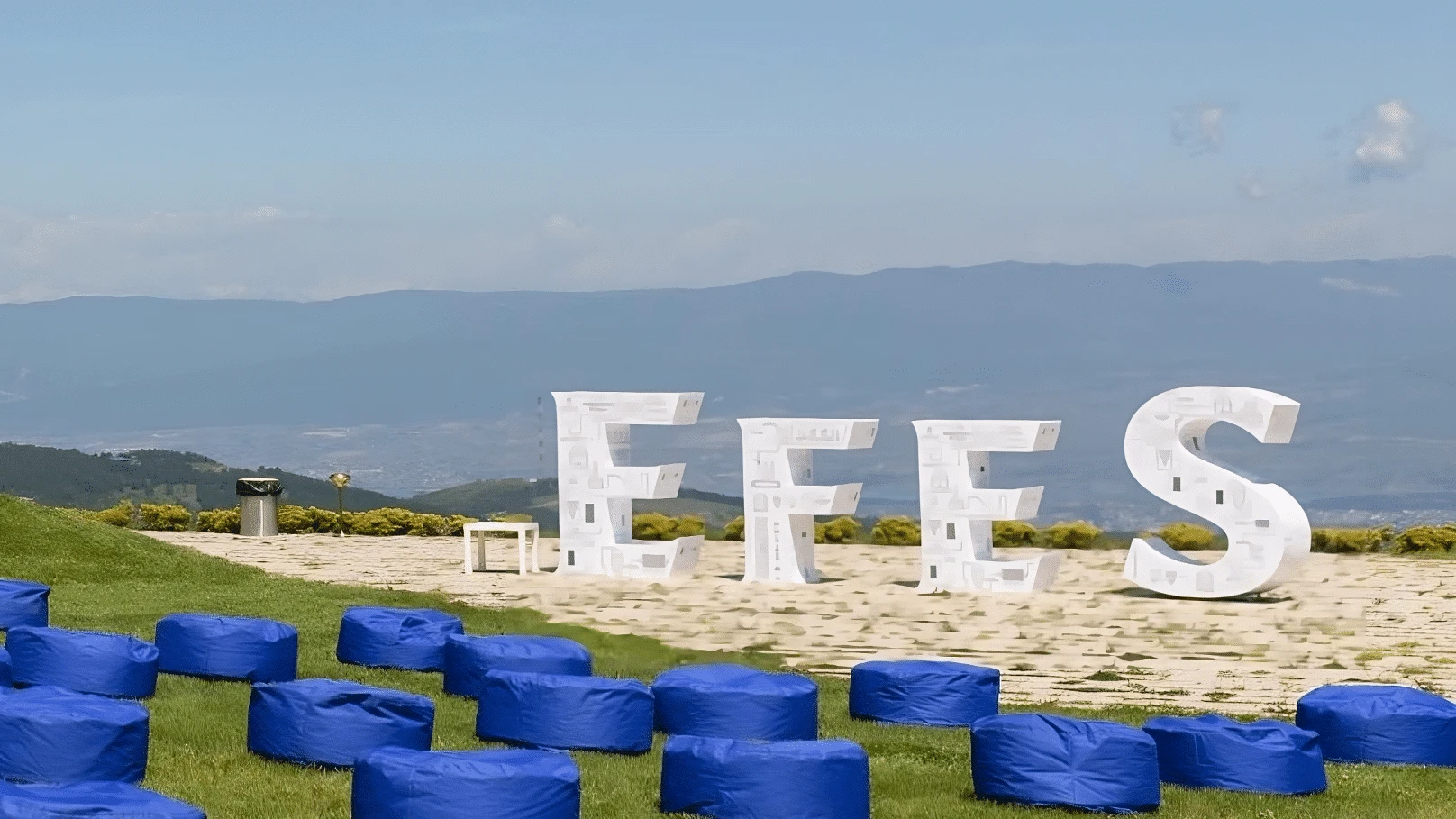 JPMorgan понизил рейтинг облигаций Anadolu Efes из-за рисков потери пивоваренных активов в России / Фото: anadoluefes.com