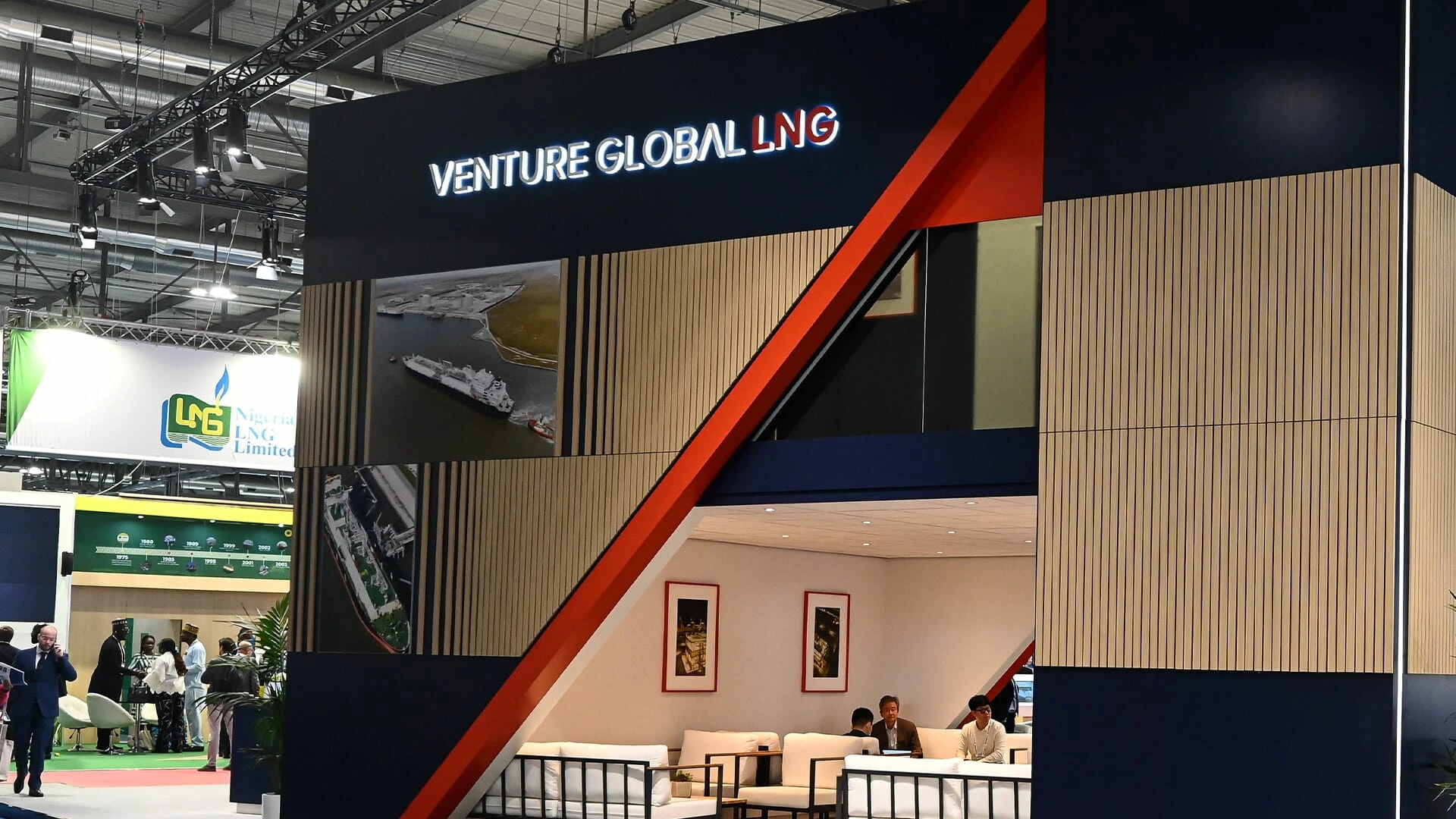 Американский СПГ-холдинг Venture Global намерен привлечь до $2,3 млрд на IPO, в то время как отрасль готовится к экспортному буму при Трампе / Фото: Shutterstock