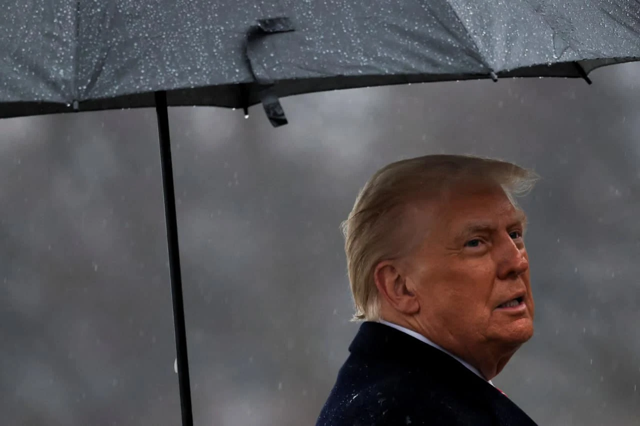 Второй срок Трампа на посту президента начнется в понедельник / Фото: REUTERS/Carlos Barria TPX