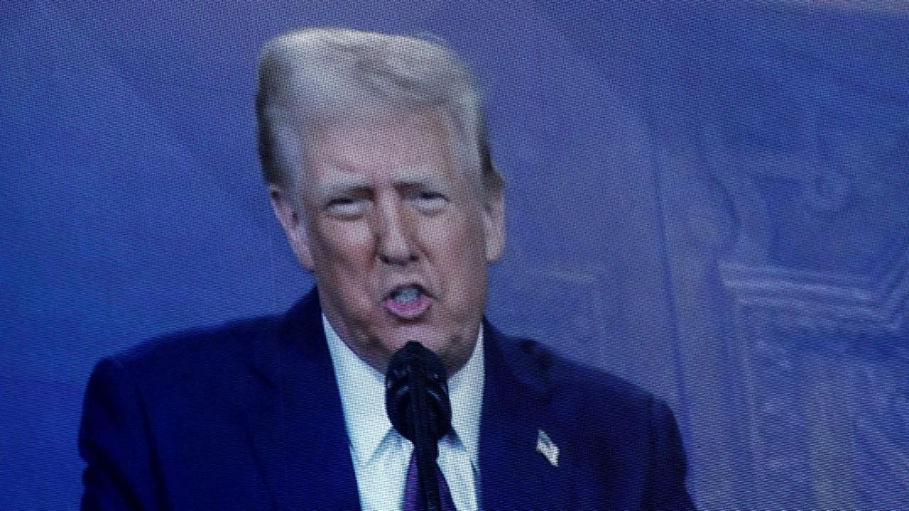 Дональд Трамп грозит пошлинами на импорт из Канады и Мексики с ноября / Фото: Reuters/Yves Herman