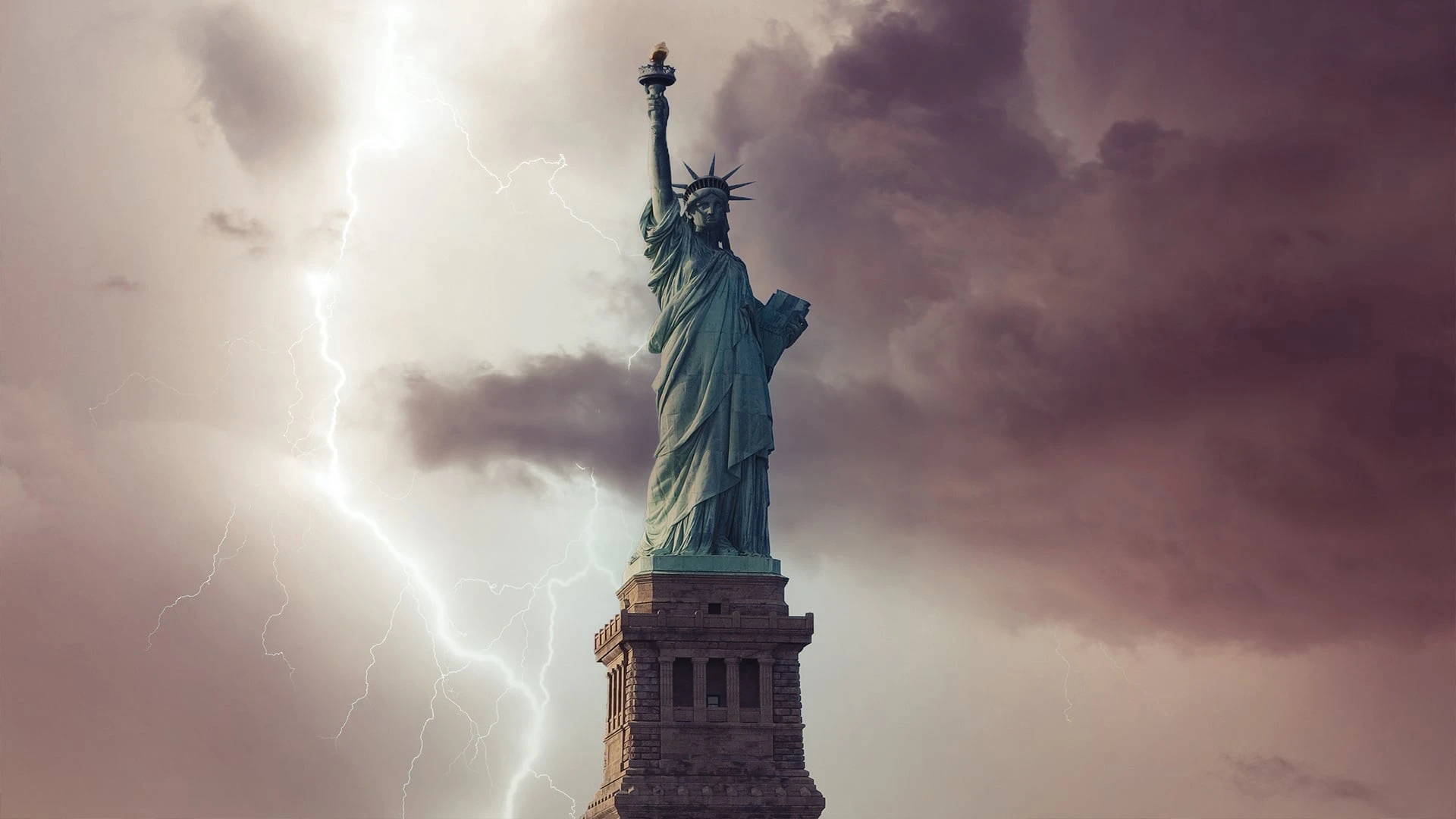 JPMorgan Chase предупредил о растущем риске того, что Трамп может навредить американcкому бизнесу / Фото: Shutterstock