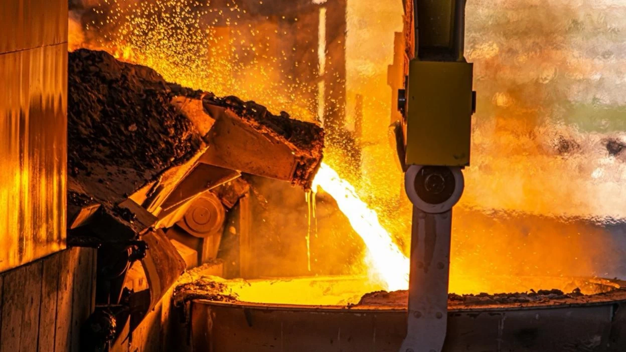 Из-за пошлин на импорт стали и алюминия в США больше всего пострадает Канада / Фото: Unsplash/Yasin Hemmati