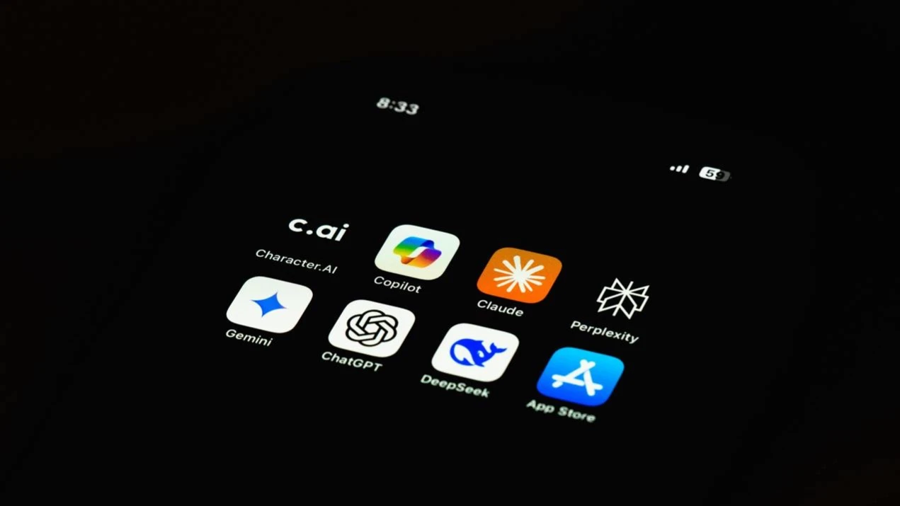 Эксперты в области искусственного интеллекта оценили стоимость DeepSeek от $1 млрд до $150 млрд / Фото: unsplash / Saradasish Pradhan