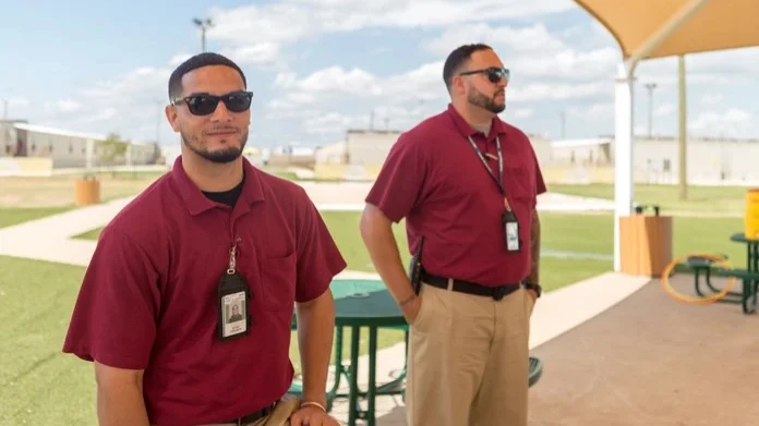 CoreCivic среди прочего предлагает услуги временного содержания мигрантов / Фото: corecivic.com