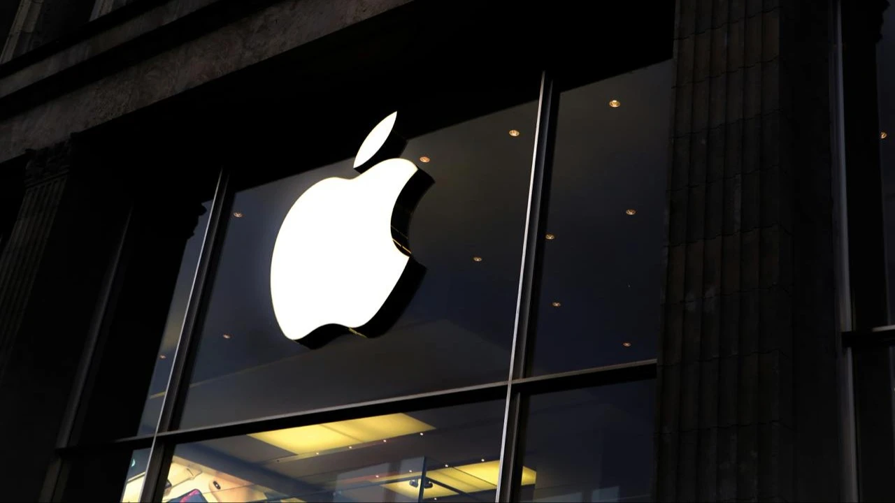 По мнению Jefferies, больше всего прострадают производители, у которых объем продаж в США превышает стоимость их активов в стране / Фото: Unsplash/Laurenz Heymann