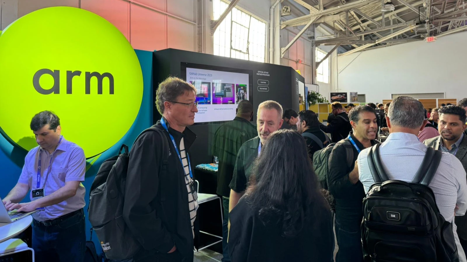 ARM планирует выпускать собственные процессоры и первый может быть представлен этим летом / Фото: аккаунт Arm в X