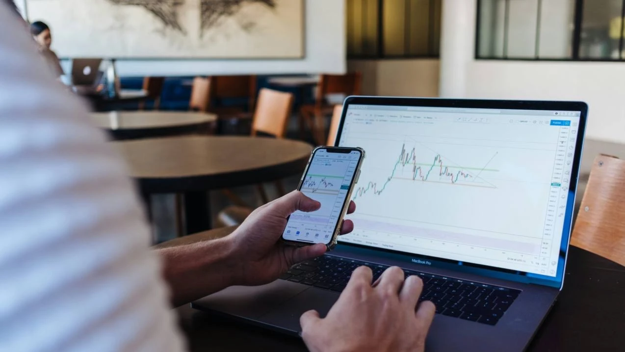 C начала года индекс Stoxx 600 прибавил примерно 9% / Фото: Unsplash/Jason Briscoe