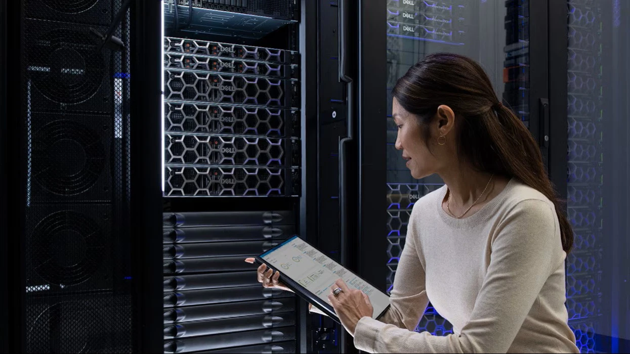 Dell поставит серверы c ИИ-чипами Nvidia Blackwell стартапу Маска xAI на $5 млрд / Фото: Dell