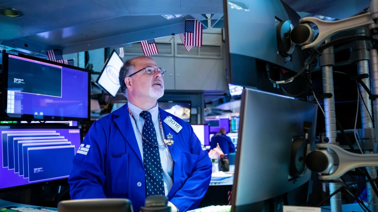 Список любимых хедж-фондами акций обгонял индекс S&P 500 в 60% кварталов с 2001 года / Фото: X / NYSE