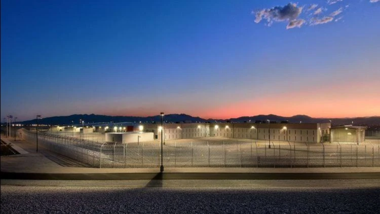 Операторы частных тюрем ждут роста спрос на свои услуги из-за новой миграционной политики / Фото: Facebook/CoreCivic