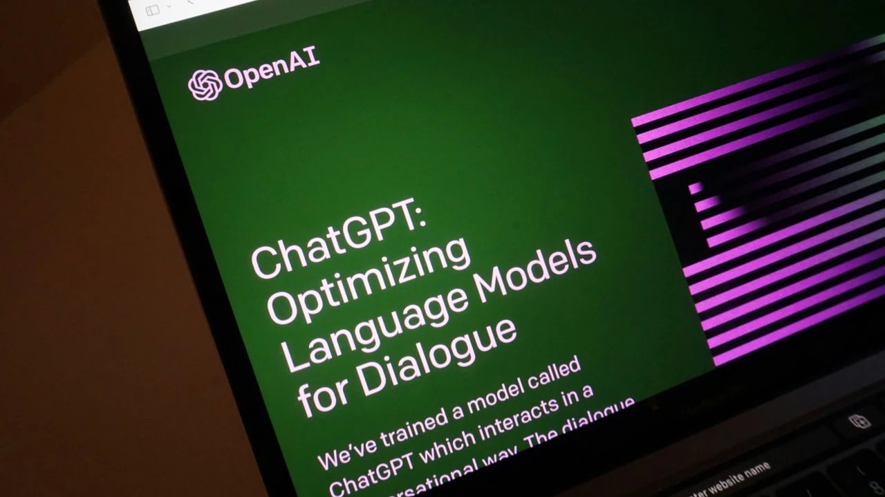 OpenAI представила GPT-4.5, это новая модель ИИ, обладающая признаками искусственного интеллекта. Фото: Rolf van Root/Unsplash