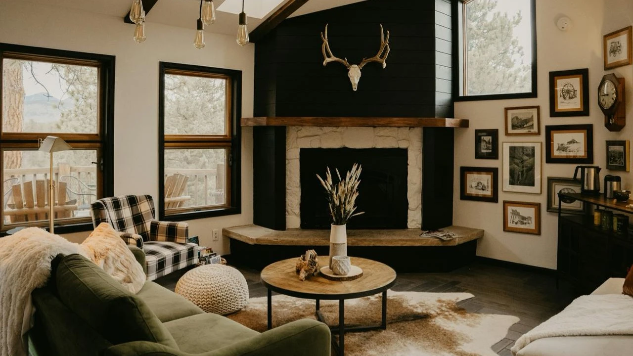 Citi считает Airbnb одной из перспективных акций, несмотря на падение на 11% за год / Фото: Unsplash/Andres Molina