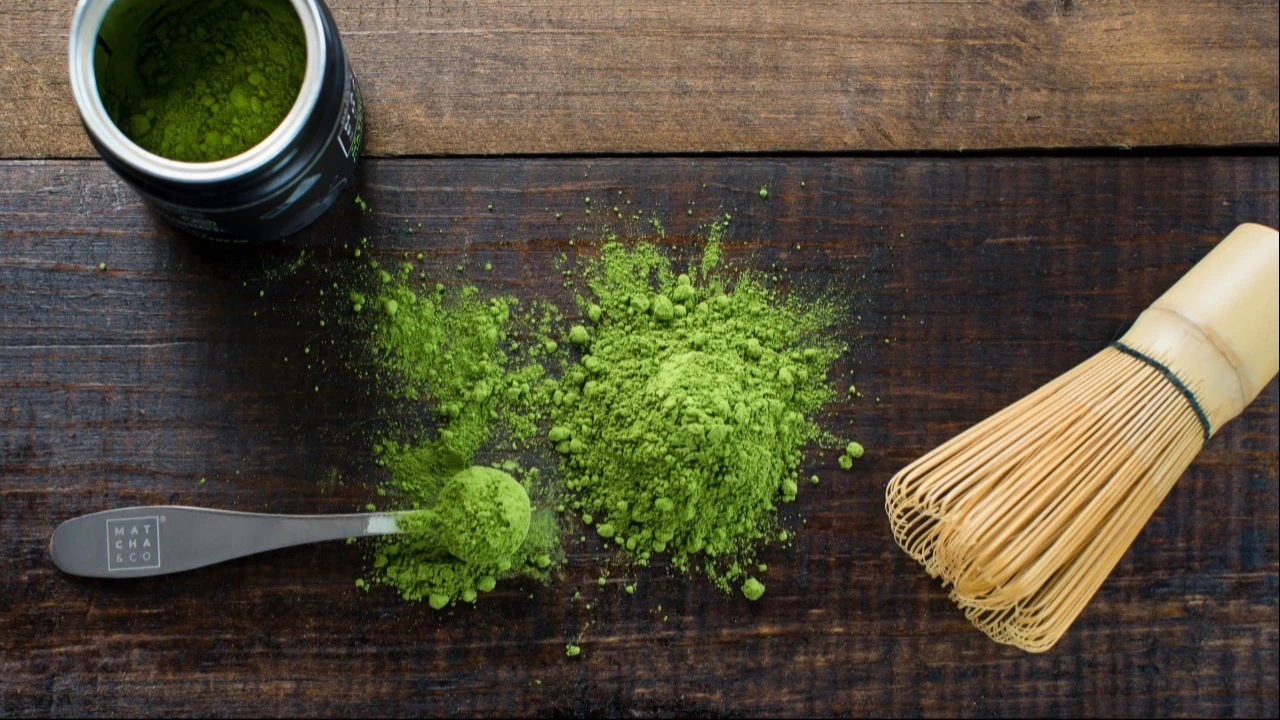 Мода на чай матча привела к его дефициту в Японии. Matcha & CO/Unsplash