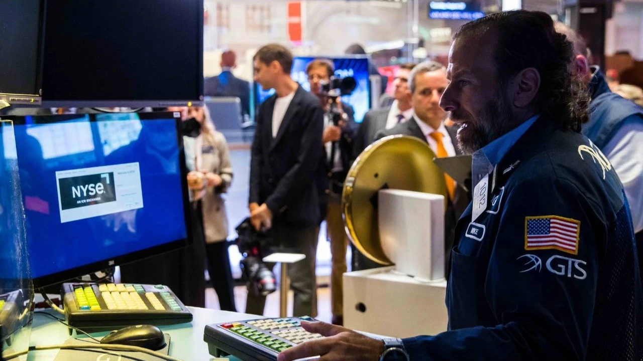 Индексы фондового рынка США выросли после масштабной распродажи, сократив недельные потери примерно вдвое / Фото: X/NYSE