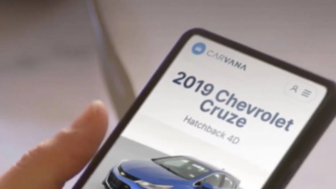 За последние 12 месяцев акции Carvana выросли более чем на 140% / Фото: X / Carvana