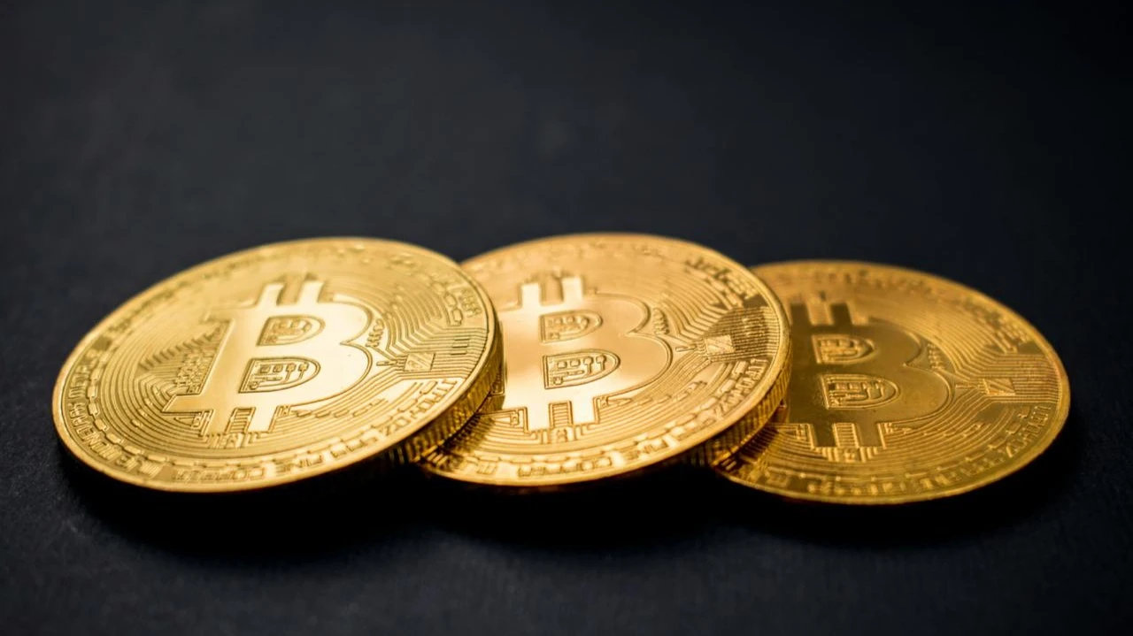 В общей сложности MicroStrategy владеет 528 185 биткоинами / Фото: Unsplash/ Dmytro Demidko