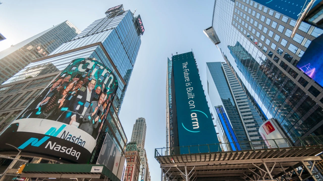 Индекс Nasdaq 100 показал в первом квартале худший результат с 2022 года / Фото: rblfmr / Shutterstock.com