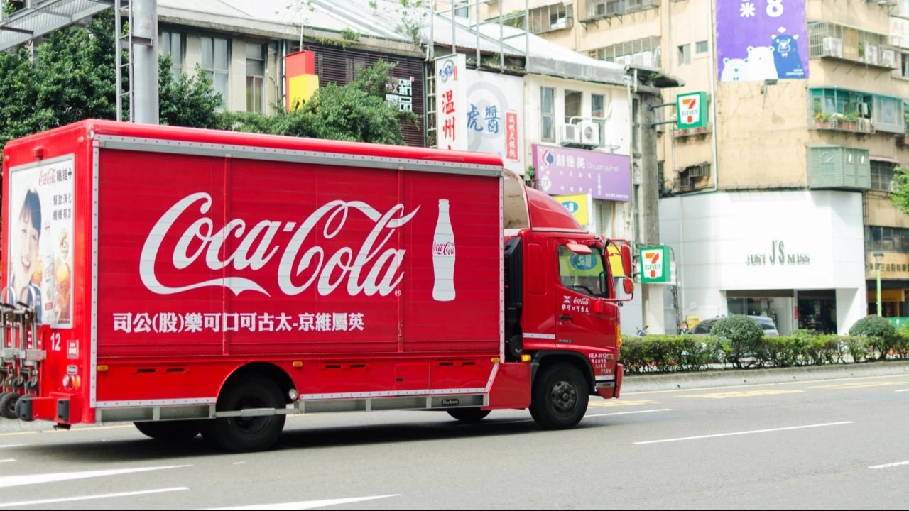 По данным Goldman Sachs, около 20% экономики Китая зависит от экспорта / Фото: Indochina studio / Shutterstock.com