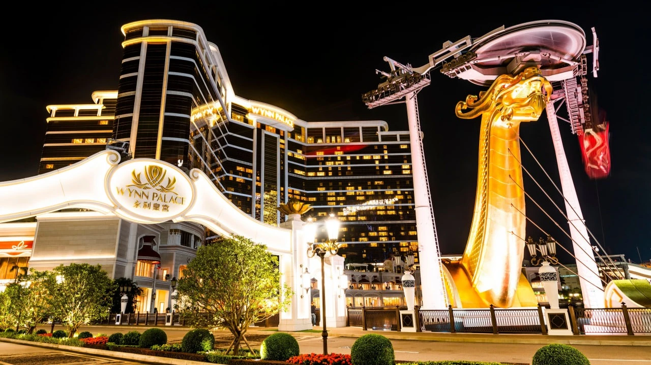 Операторы казино в Макао — среди компаний, которые больше других могут пострадать от ответных пошлин Пекина / Фото: Jack Hong / Shutterstock.com