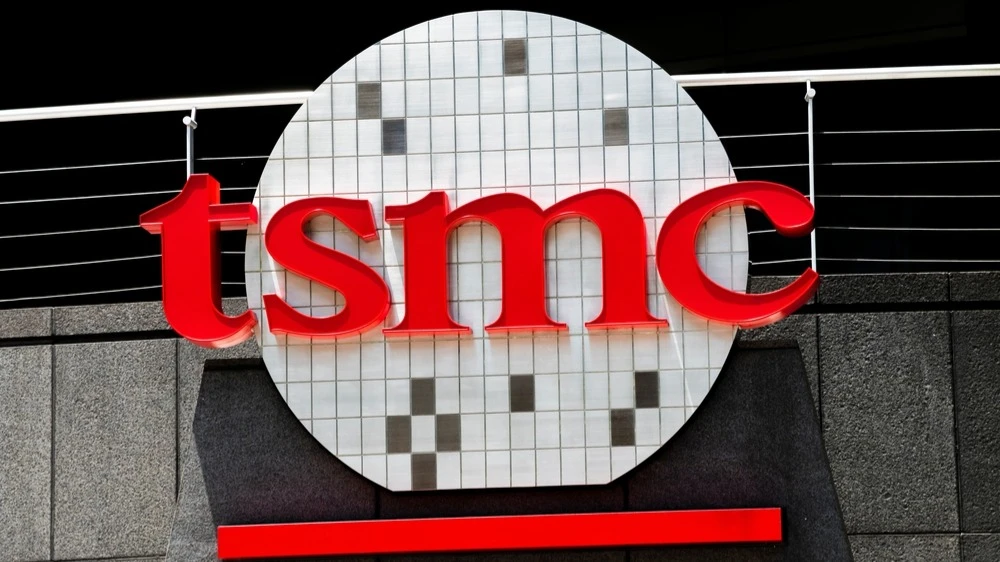 TSMC утверждает, что прекратила поставлять Huawei чипы с сентября 2020 года / Фото: Shutterstock