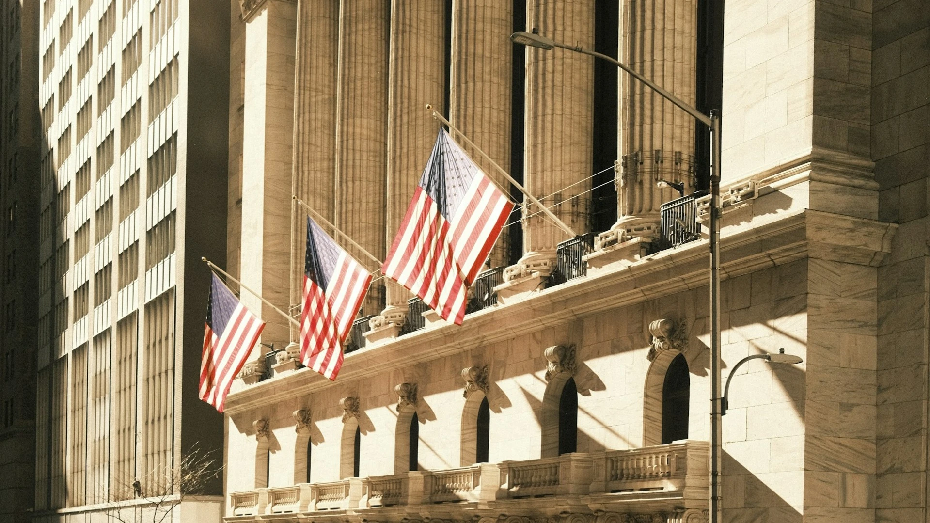 Morningstar назвал три инвестфонда, наиболее пострадавших от пошлин Трампа / Фото: Unsplash/Danny Greenberg