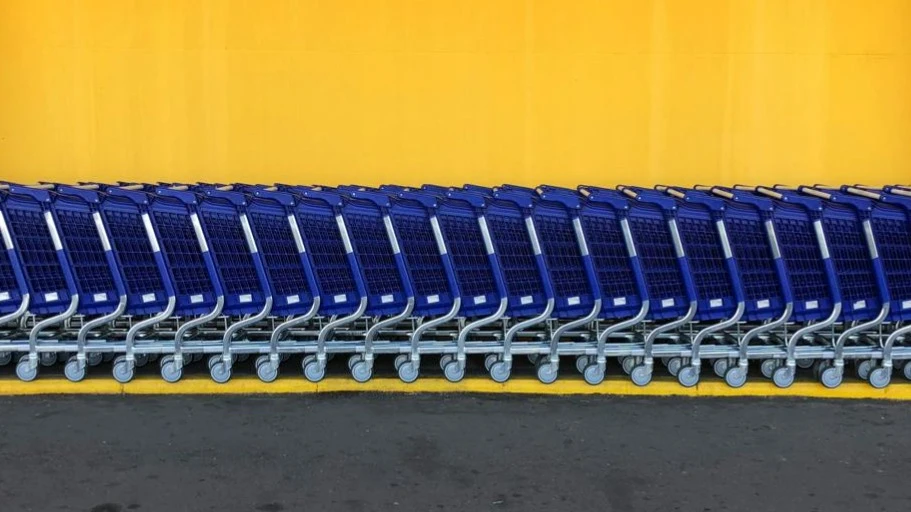 Walmart не стал менять годовой прогноз по выручке и операционной прибыли вопреки крайней волатильности / Фото: Unsplash/Fabio Bracht