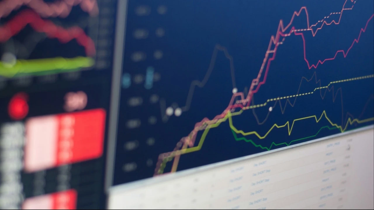 На финансовом рынке есть фонды, позволяющие заработать на «черных лебедях» — непредсказуемых и маловероятных событиях. В начале апреля они показали впечатляющие результаты. Фото: Nicholas Cappello/Unsplash