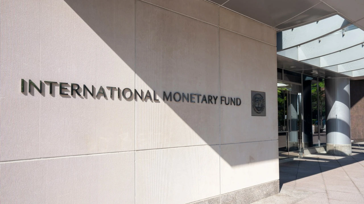 Новый доклад МВФ готовил «в исключительных обстоятельствах» / Фото: Tada Images / Shutterstock.com