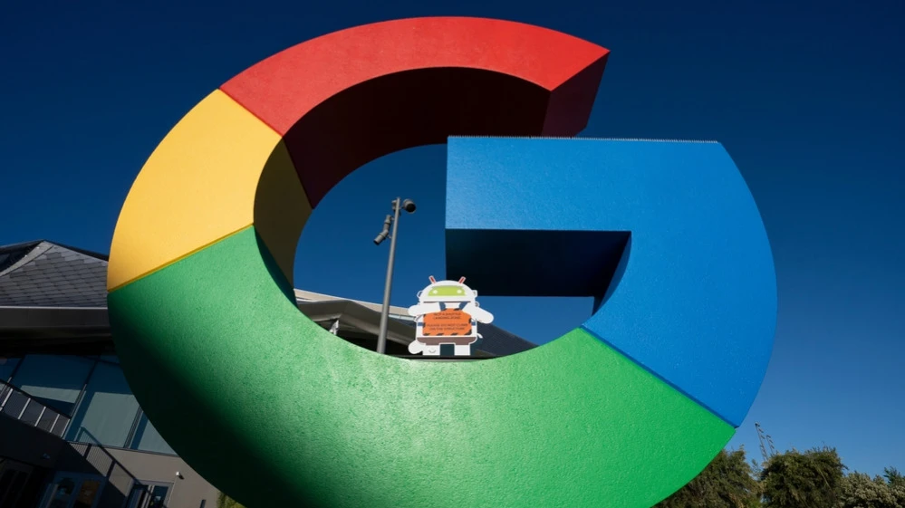 Выручка Alphabet по сравнению с прошлым годом выросла на 12% / Фото: shutterstock/Tada Images