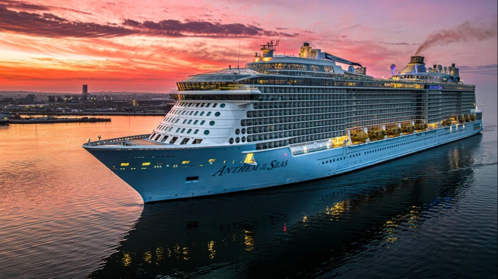 Royal Caribbean зафиксировал рекордные бронирования в первом квартале: коэффициент загрузки составил 109% / Фото: shutterstock/Skyshark Media