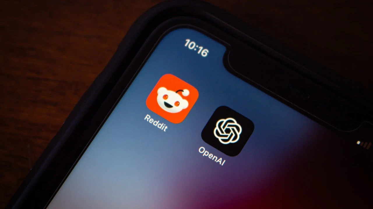 Рынок онлайн-поиска перекраивается под воздействием больших языковых моделей / Фото: Koshiro K / Shutterstock.com