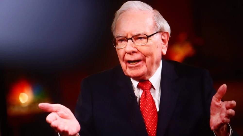 Покупая разные бизнесы, Баффет сделал Berkshire Hathaway одной из самых ценных компаний в мире / Фото: Shutterstock.com