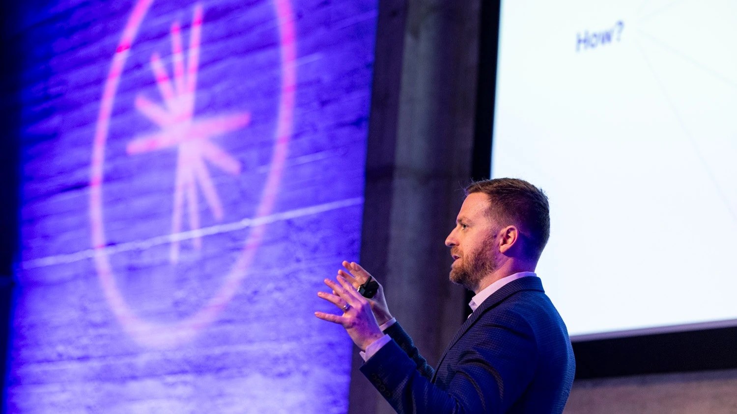 Confluent занимается потоковой передачей данных / Фото: X/Confluent