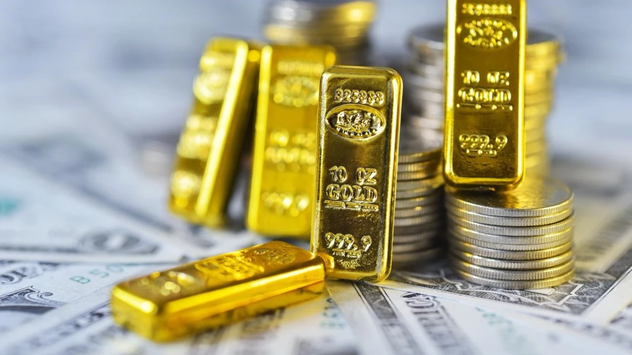 В хранилище в Сингапуре находятся золотые и серебряные слитки на общую сумму около $1,5 млрд / Фото: Shutterstock.com/NAOWARAT